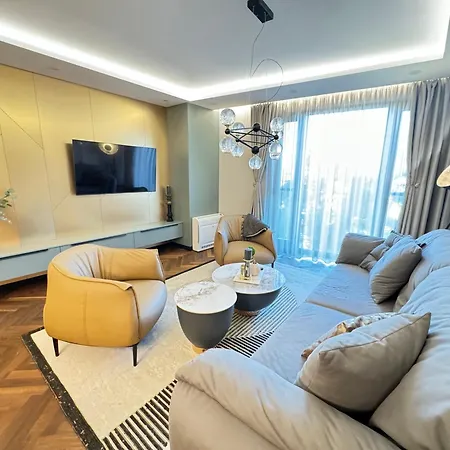 Apartment Kandinski Lux
