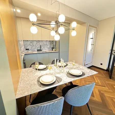 Kandinski Lux Apartment *