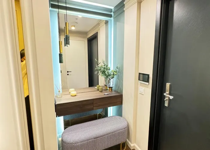 Kandinski Lux 布尔加斯