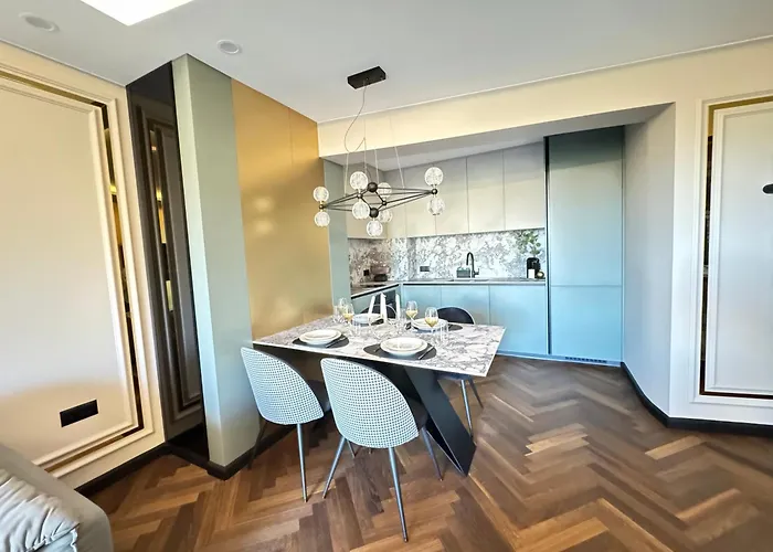 Kandinski Lux Apartmán Burgas City