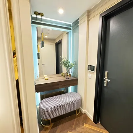 Kandinski Lux Burgas